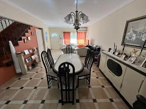 José Hernandez 3300