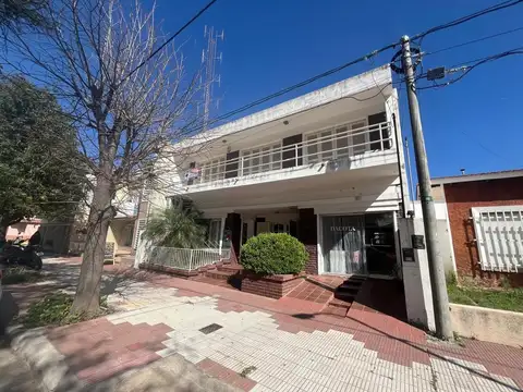 VENTA CASA 3 DORMI 2 LOCALES RIO TERCERO CORDOBA