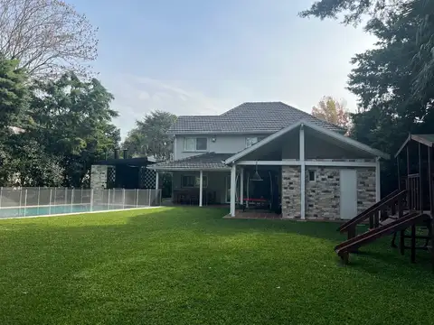 Casa en Venta en Highland Park Country Club, USD 590.000