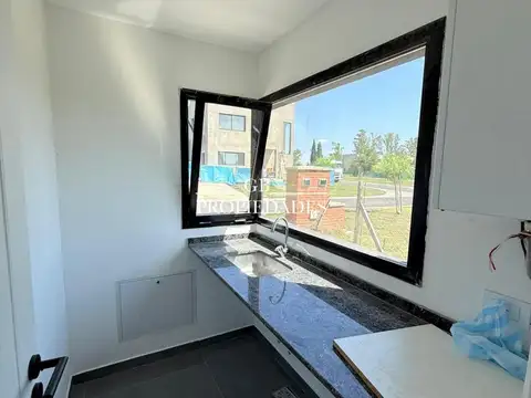 Casa en Venta 1 año