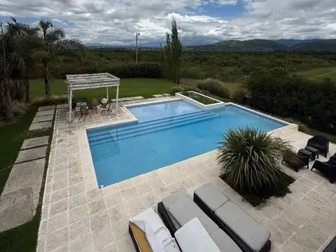 Imponente Casa Vta 5 Dor Suite/gge/esc/pil Cobos