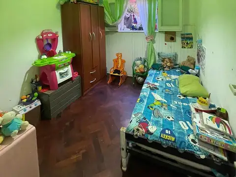 Depto Tipo Casa en Venta 50 años