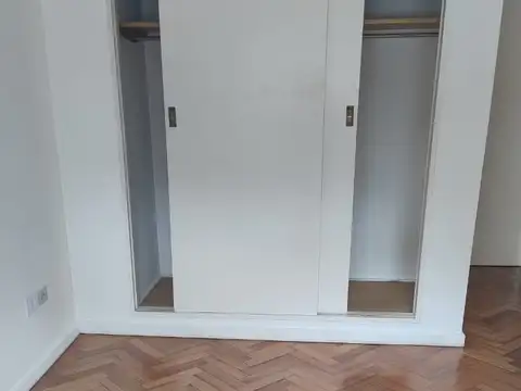 Dueño alquila departamento  en Caballito.