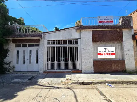 Casa a reciclar en Venta en Villa Sarmiento