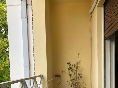 Departamento en Banfield Este