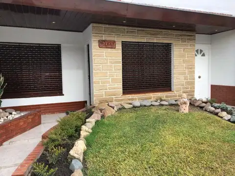 Domingo Faustino Sarmiento 3700