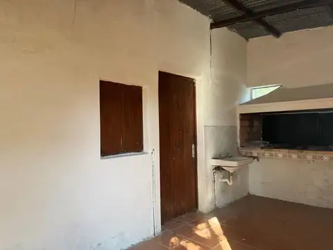 Chacra con frutales y gran espacio verde