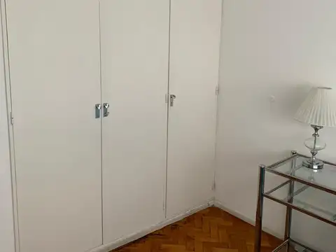 VENTA DEPARTAMENTO DE DOS AMBIENTES, LUMINOSO, EXCELENTE ESTADO- OPORTUNIDAD