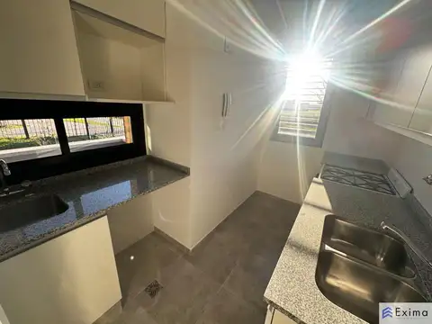 Departamento en Alquiler en Funes, $ 600.000