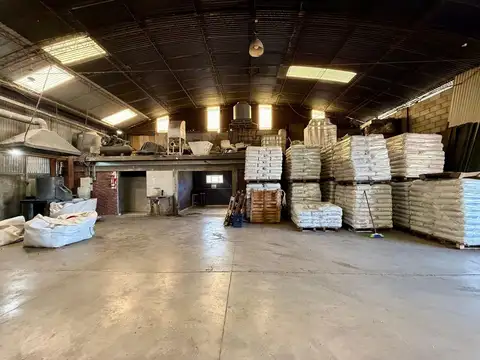 Galpon en Alquiler en Quilmes Oeste, USD 10.000