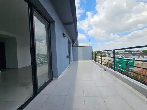 Departamento en Alquiler con 1 cochera