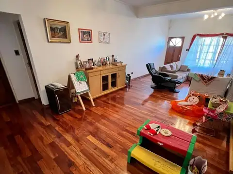 Casa en Venta en Ramos Mejia, USD 230.000