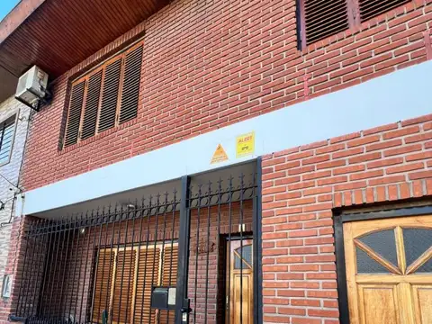 Casa - Venta - Argentina, La Matanza - COLON 1645