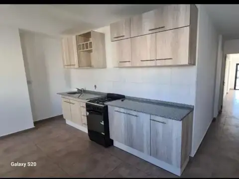 General Román Deheza 100