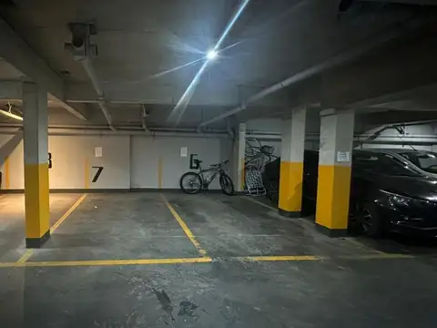 VENTA COCHERA EN ECHESORTU