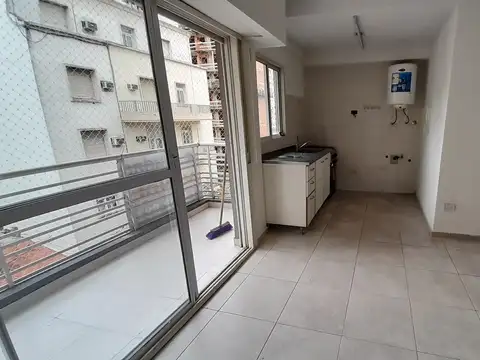 Departamento en Alquiler en Flores, $ 380.000