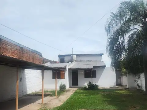 Casa en Alquiler en Villa Luisa, $ 800.000