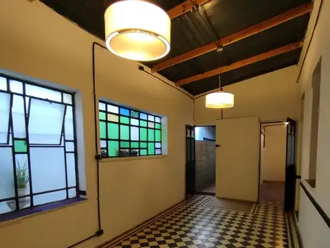 Depósito de 90 m2 en Alquiler - Olivos