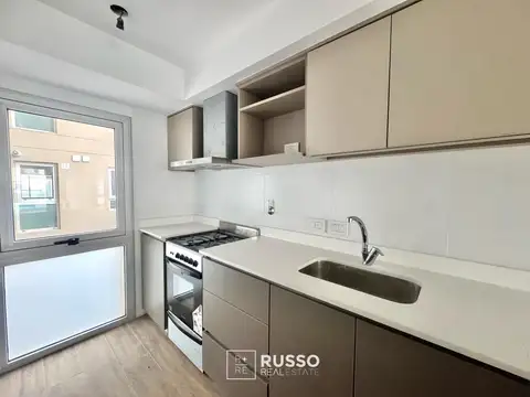 Av Cabildo  al 4600 4600