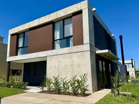 Casa en Araucarias Puertos del Lago Escobar