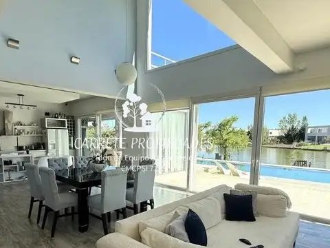 Casa en Venta de 5 dormitorios