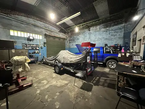 Av. Lamadrid 1612 entre Urrestarazu y Dr.