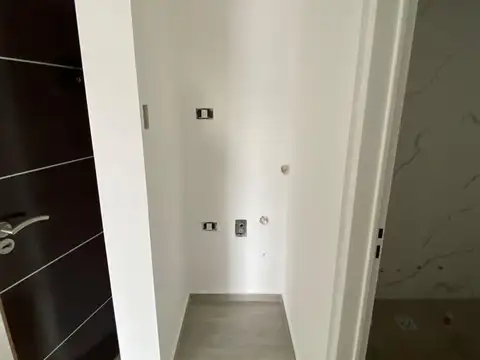 Departamento en Venta en Santos Lugares, USD 174.900