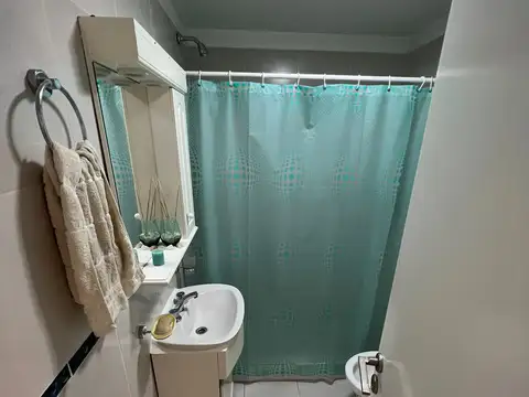 *DEPARTAMENTO APTO VIVIENDA Y  PROFESIONAL EN CONTRAFRENTE