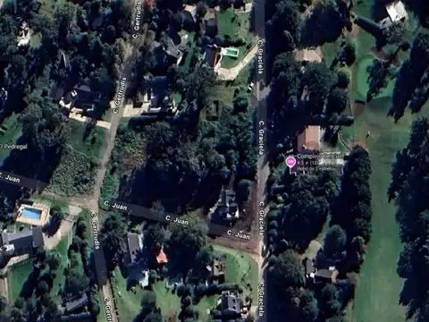 Gertrudis 200, Piso 0