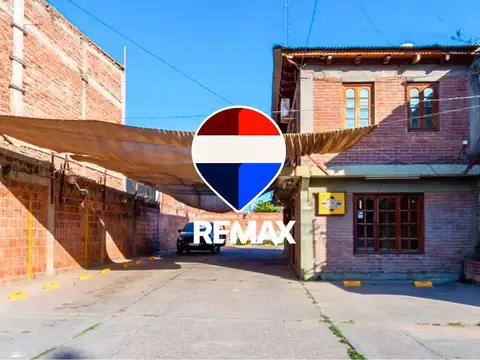 LOCAL EN VENTA SOBRE AV. EX COMBATIENTES ZONA SUR