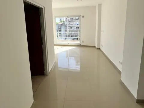 Granaderos 700, Piso 3