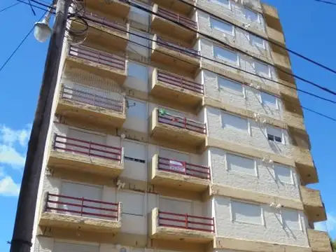 Diag Estrada 200, Piso 3