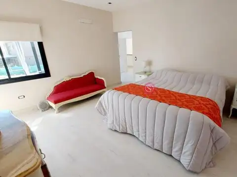Casa 5 ambientes con 5 baños