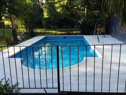 GRAN CASA QUINTA EN PILAR