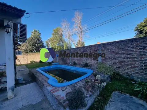 Casa en Venta con 3 cocheras