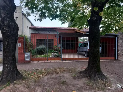 Gral Juan M De Pueyrredon 1100