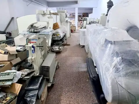 Galpon en Venta 10  mts Frente