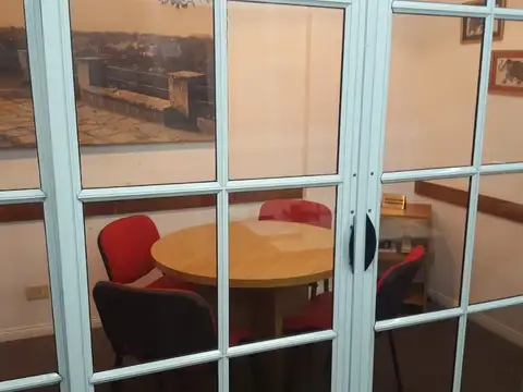 BERUTI 3100, Piso P.B.