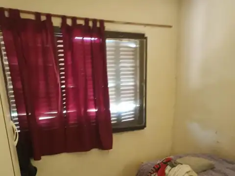 Depto Tipo Casa 4 ambientes con 2 baños