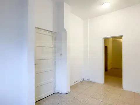 Intendente Becco al 2000 entre Julian Navarro y Juan B. Justo