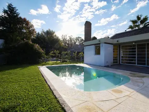 Casa en El Paraíso Country– Apta Crédito / Permuta