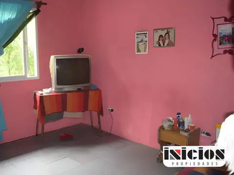 Local mas Vivienda: Carreras Nº 1172 - Mar de Ajó - El Silvio - C389