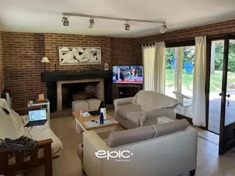 Casa en Venta al Oeste