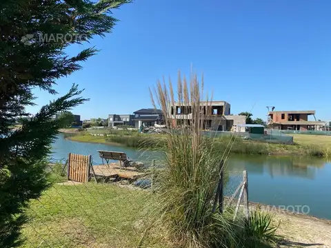 LOTE EN VENTA EN EL CANTON - MAROTO PROPIEDADES