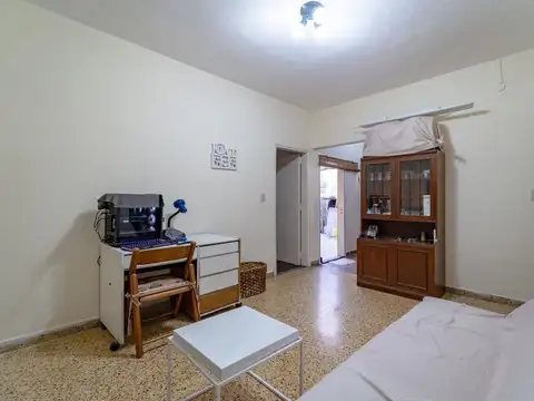 Depto Tipo Casa 2 ambientes con 1 baño
