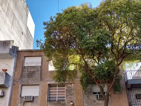 Casa en  Venta de 4 Dormitorios Centro Rosario