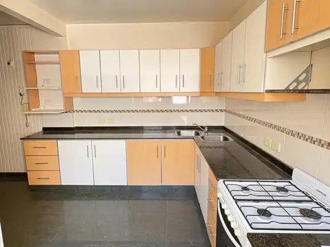 Ruy Diaz de Guzman 100