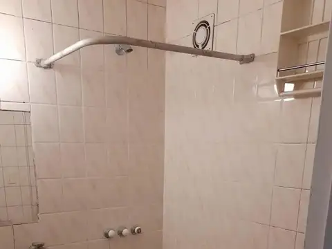 Departamento en Venta en Pompeya, USD 49.000