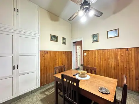 Venta PH 2 ambientes patio en Parque Avellaneda