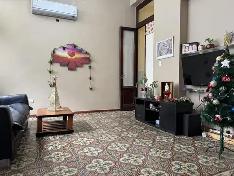 Depto Tipo Casa en Venta de 5 ambientes